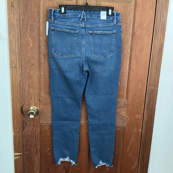 Good American Good Legs Cigarette Hem Jeans Size 10/30 - Picture 8 of 11